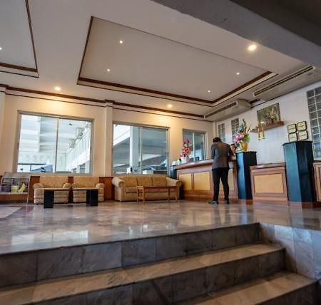 Golden House Service And Apartment Rayong Exterior photo