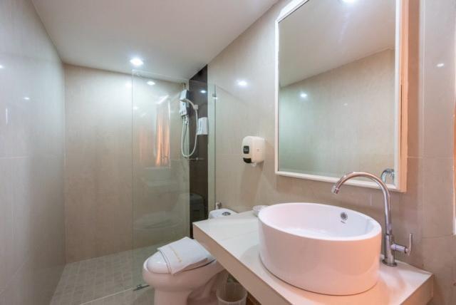 Golden House Service And Apartment Rayong Exterior photo
